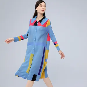 패션 노화 화이트 윈드 브레이커 긴 봄 가을 Miyake 인쇄 대비 컬러 옷깃 기질 주름 긴 소매 코트