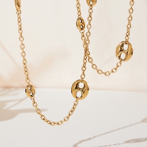 قلادة نسائية جديدة بالجملة من الفولاذ المقاوم للصدأ المطلي بالذهب عيار 18 قيراط، سلسلة طويلة على شكل حبوب القهوة وسلسلة أنف الخنزير - Product Image 3