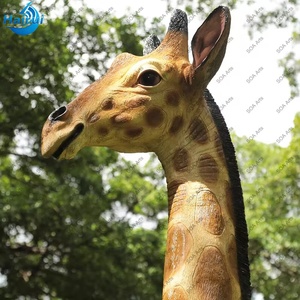 Sculpture de <span class=keywords><strong>girafe</strong></span> en métal de grande taille, design moderne et personnalisé, en fibre de verre et résine, pour extérieur, vente en gros, décoration commerciale - Product Image 2