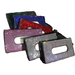 Boîte à mouchoirs pare-soleil en cuir avec cristaux scintillants rose, argenté, noir, bleu pour <span class=keywords><strong>voiture</strong></span> - Product Image 1