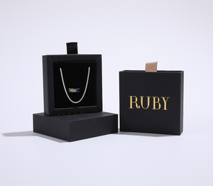 Elegante caja de regalo extraíble para joyas con inserto enmarcado para exhibir collares, anillos y pulseras. Caja de regalo de papel ecológico. - Product Image 6