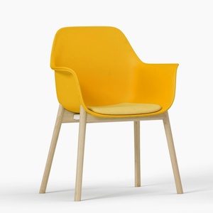 Chaise de salle à manger en plastique au design moderne, fabriquée en Chine, avec assise en PP - Product Image 1