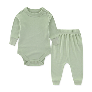 Combinaison pour bébé nouveau-né en bambou biologique personnalisée, combinaison une pièce, <span class=keywords><strong>pyjama</strong></span>, barboteuse de couleur unie avec boutons pression pour 0-24 <span class=keywords><strong>mois</strong></span> - Product Image 5
