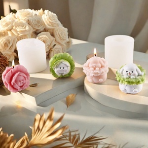 Moule en silicone TangChu pour bougie parfumée en forme de chien végétal, idéal pour un cadeau amusant, une décoration de bureau et une tendance des réseaux sociaux - Product Image 2