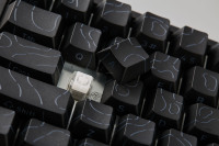 Keyboard Berkabel dengan Proyeksi Laser, Pilihan Sumbu Magnetik dan Sakelar Mekanis untuk Gaming dan Kantor