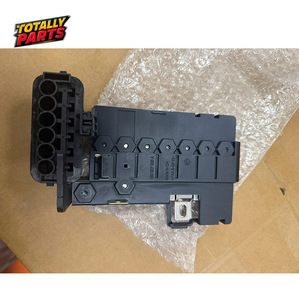 Terminal de Batería <span class=keywords><strong>para</strong></span> Caja de Fusibles 6R0937548C - Product Image 2