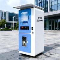 Distributeur d'eau intégré basé sur le cloud blanc et bleu avec désinfection UV, écran LED, 4G LTE, capacité >10L