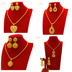 Ensemble de bijoux collier et boucles d'oreilles en alliage Enid Middle East Dubai, bijoux de mariée indiens, vietnamiens, Nansha, cadeau unisexe - Product Image 1