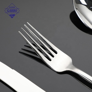 Set di Posate Garbo in Acciaio Inox 430 (18/0) con Finitura Lucida, Design Contemporaneo, Manico Largo, <span class=keywords><strong>Cucchiaino</strong></span> da Tè in <span class=keywords><strong>Argento</strong></span> - Product Image 5