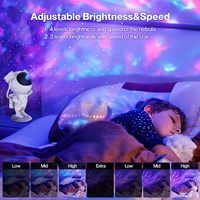 Astronaute Plafond étoilé Cadeau de Noël Lampe de projection avec minuterie et télécommande pour chambre d'enfant adulte