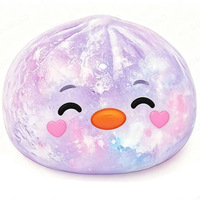 Vente en gros Jouet de décompression en matériau TPR, couleur personnalisable, en forme de dumpling, à expression, à presser, à rebond lent