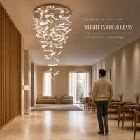 Lustre en verre et acier inoxydable avec spots LED pour l'atrium des centres commerciaux et la décoration sur mesure