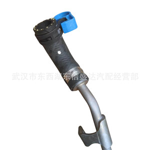 ท่อย้อนน้ำหล่อเย็นของผู้ผลิต รุ่น 1341J1 9806873980 สำหรับ Citroen Peugeot เครื่องยนต์ 1.6T เทอร์โบชาร์จเจอร์ - Product Image 2