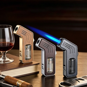 Accendino a Fiamma Jet Elegante con Fiamma Regolabile e Finestra per il Livello del Carburante - Product Image 6