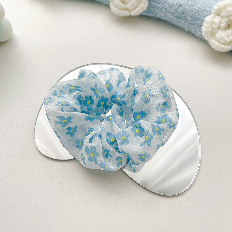 6 ดอกไม้สีฟ้านม (บรรจุภัณฑ์แบบไม่มีตราสินค้า)