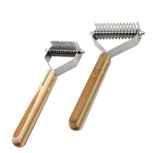 Della fabbrica del Commercio All'ingrosso di Bambù di Legno Pet Dematting Attrezzo del Gatto Del Cane <span class=keywords><strong>Sottopelo</strong></span> Rastrello Dematting <span class=keywords><strong>Pettine</strong></span> - Product Image 1