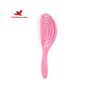 Brosse démêlante douce et imperméable infusée d'huile nourrissante pour cheveux bouclés, épais ou raides - Soins personnels - Product Image 3