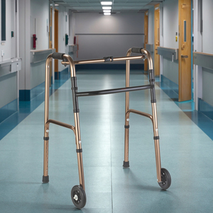 Andador de aluminio directo de fábrica al por mayor con ruedas de color marrón para el cuidado de la salud - Product Image 5