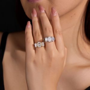 Bagues de luxe en moissanite pleine taille émeraude 6*8MM VVS <span class=keywords><strong>avec</strong></span> <span class=keywords><strong>argent</strong></span> 925 plaqué or, anti-ternissement, étanches, bijoux pour hommes - Product Image 2