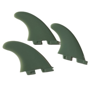 Aletas de Surf G5 Verdes, Paquete de 3, Ajuste Universal, Material PP, Uso en el Océano - Product Image 1