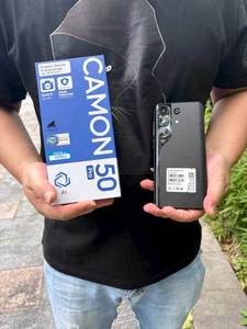 Camon 50 Pro มือถือระดับสตูดิโอ แบตเตอรี่ 6150mAh ชาร์จไว 45W กล้องหลัง 50MP กล้องหน้า 32MP แรม 12GB ความจุ 512GB ราคาถูก พร้อมเล่นเกมออนไลน์ - Product Image 5