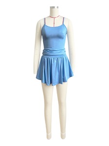 Lady Sexy 2 piezas trajes lindos tirantes ajustados Mini plisado acampanado dos piezas falda de tenis y conjunto superior para mujer - Product Image 2