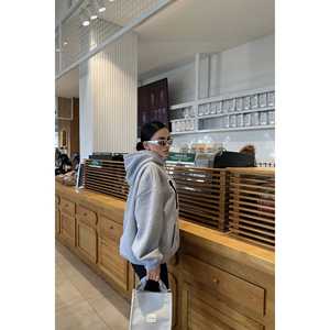 Sudadera con capucha gris con estampado Yale para mujer - Product Image 1