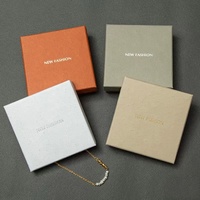 Boîte à bijoux en carton avec logo personnalisé, stratification mate et vernissage de feuille d'or, coffrets cadeaux rigides, organisateur et emballage, étuis