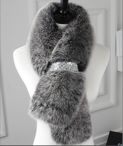 Écharpe en fourrure de <span class=keywords><strong>renard</strong></span> véritable de haute qualité à la mode pour femmes étole en fourrure de <span class=keywords><strong>renard</strong></span> - Product Image 1