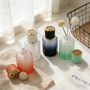 Bouteille diffuseur de parfum en verre dépoli rechargeable de 120 ml, personnalisable en gros, avec impression sérigraphique - Product Image 2