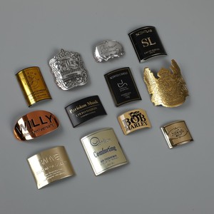 Tùy chỉnh kim loại nhôm tên nơi cho nước hoa chai thủy tinh sắt Logo đúc nến thơm-Thiên thần chủ đề kỹ thuật khắc - Product Image 1