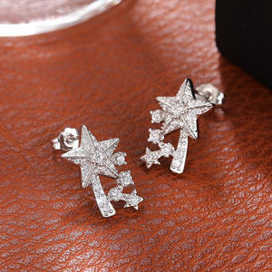 เข็มกลัดรูปดาวเพชรทองคำขาวทรงกลมเจียระไนแบบบริลเลียนท์สี D ธรรมชาติ เครื่องประดับสำหรับงานปาร์ตี้สุดหรูสำหรับผู้หญิง - Product Image 6