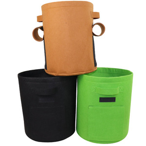 Sac de plantation en tissu non tissé en feutre noir végétal durable et écologique pour le stockage mural - Product Image 1