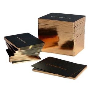 แผ่นฟอยล์สองด้านทำธุรกิจหรูหราแผ่น<span class=keywords><strong>กระดาษ</strong></span>คราฟท์<span class=keywords><strong>กระดาษ</strong></span>พิมพ์ลายสองด้านวัสดุคุณภาพ - Product Image 1