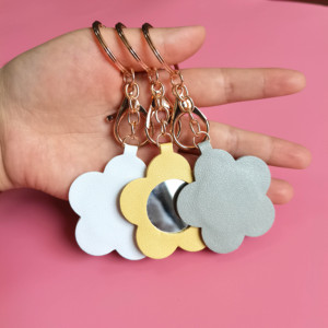 Personalized Cute Peach Heart Mirror Keychain Lighted Cosmetic PU Leather <b>Makeup</b> Bag Hanging Decoration Perfect for <b>Makeup</b> <b>Tool</b> - Product Image 4