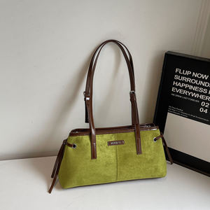 Bolso de Hombro de Diseño Moderno para Mujer. Hecho de material PU. El forro está hecho de poliéster.3549 - Product Image 5