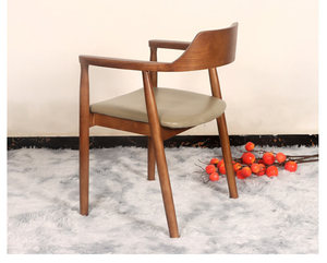 Silla de Comedor de Madera Maciza de Nogal Negro, Respaldo Alto, Reposabrazos de <span class=keywords><strong>Cuero</strong></span>, Diseño Minimalista para Uso en Hoteles, Conferencias y Estudios - Product Image 2