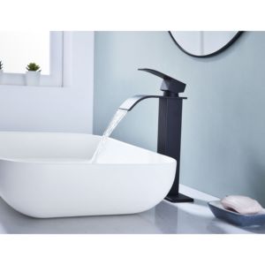 Grifo de baño con caño de cascada de un solo mango pulido DB, grifo de lavabo de tocador termostático con juegos de ducha para uso en apartamentos - Product Image 5