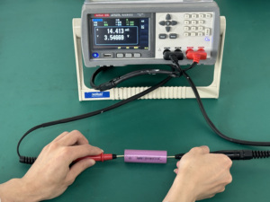 เซลล์แบตเตอรี่ลิเธียมไอออนความหนาแน่นพลังงานสูงสุด 312Wh/kg รุ่น 21700 ความจุ 6500mAh แรงดัน 3.6V แบบทรงกระบอก สำหรับโดรน FPV ขนาด 13 นิ้ว 15 นิ้ว - Product Image 4