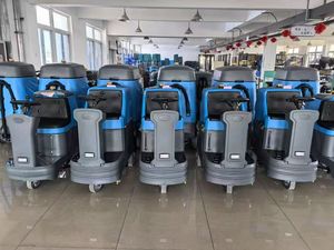 Nouveau <span class=keywords><strong>prix</strong></span> usine Nettoyeur de sol électrique automatique autoporté, réservoirs haute capacité, portée 3300m²/h, équipement de nettoyage à batterie - Product Image 5