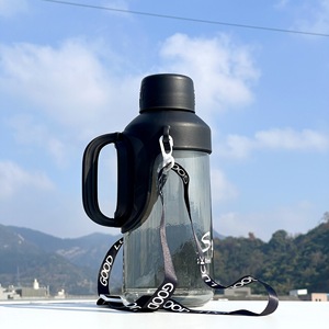 Bouteille d'eau de sport pour les activités de plein air Bouilloire de vélo tout-terrain étanche sans BPA Sangle en matériau de qualité alimentaire - Product Image 5