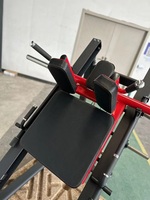 Équipement de fitness commercial Gym Utiliser Plaque professionnelle Chargée Machine d'entraînement lourde Hack Slide