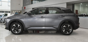 2025 modèle Nezha Auto X500air nouvelle énergie véhicule 250HP 5 places corps fermé - Product Image 4