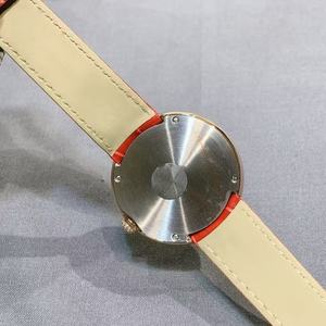 Nuevo Reloj Rainbow Diamond con Correa Roja y Diseño Elegante - Product Image 3