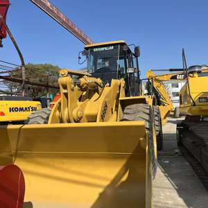 Chargeuse sur pneus Caterpillar 966 950 d'occasion CAT 966G 966H 6 tonnes, faible nombre d'heures, 4x4, climatisation, matériel de terrassement Caterpillar d'occasion - Product Image 5