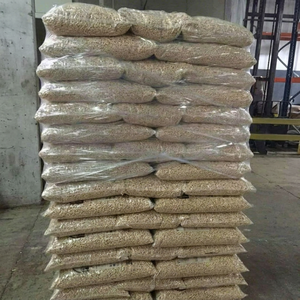Granulés de bois pour système de chauffage, sac de 15 kg, densité 600 kg/m³ - Product Image 1