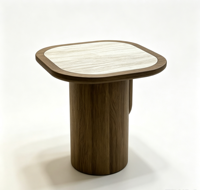 Table d'appoint carrée Elloak, table d'appoint sur piétement en bois de noyer avec plateau en pierre crème, coins arrondis, style moderne minimaliste