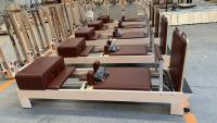 Reformer Pilates haut de gamme en bois massif de chêne, machine de luxe pour studio de Pilates