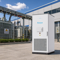 Système de Stockage d'Énergie (ESS) Industriel et Commercial Tout-en-un Rosiyar ROS-ELG 261 261 kWh LiFePO4 à Refroidissement Liquide, Protection IP54, Hors Réseau/Hybride