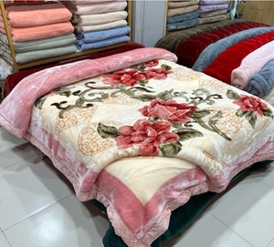 Neue Mehrfarbige Raschel-Decke für Alle Jahreszeiten – Weiche und Gemütliche Fleecedecke - Product Image 6